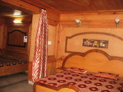 Hotel Arsh International